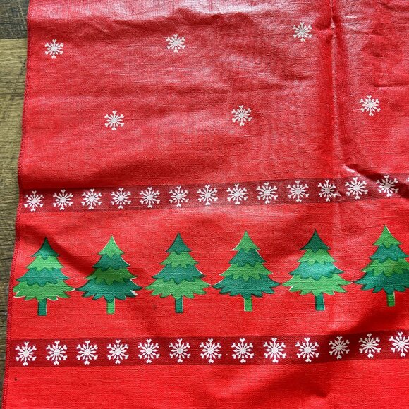 Vintage Table Cloth, Christmas Tablecloth, Vintage Table Linen, Square Plastic - Picture 2 of 6